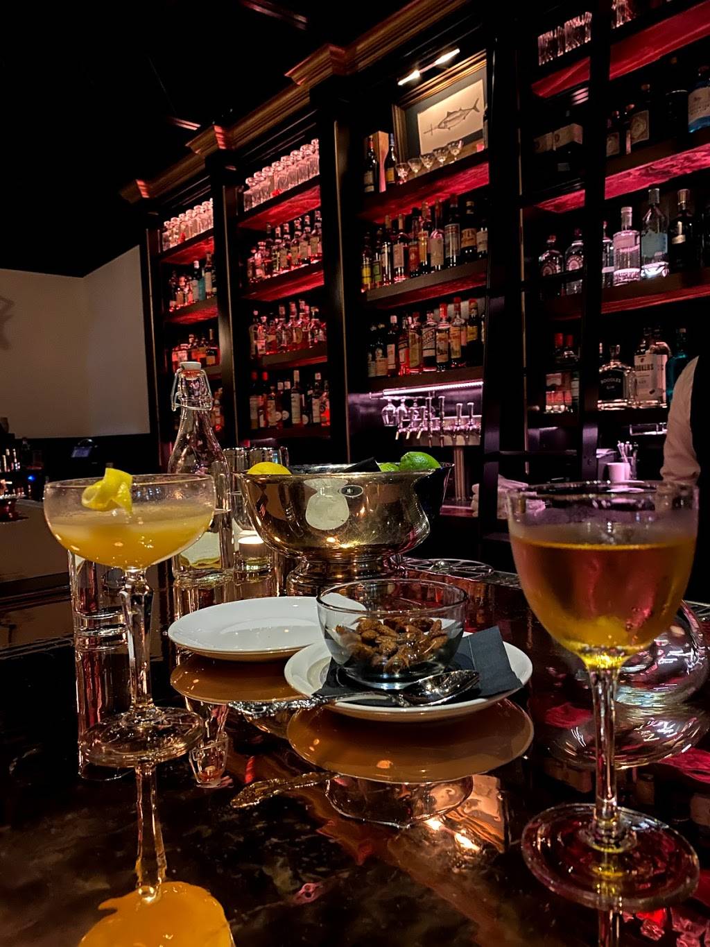 Swordfish Cocktail Club | restaurant | 220 E Coffee St, Greenville, SC 29601, USA | 8644349519 OR +1 864-434-9519