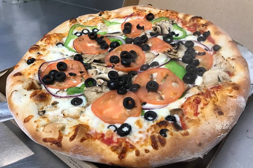 Silver Beach Pizza & Seafood | restaurant | 557 N Falmouth Hwy, North Falmouth, MA 02556, USA | 5085635000 OR +1 508-563-5000