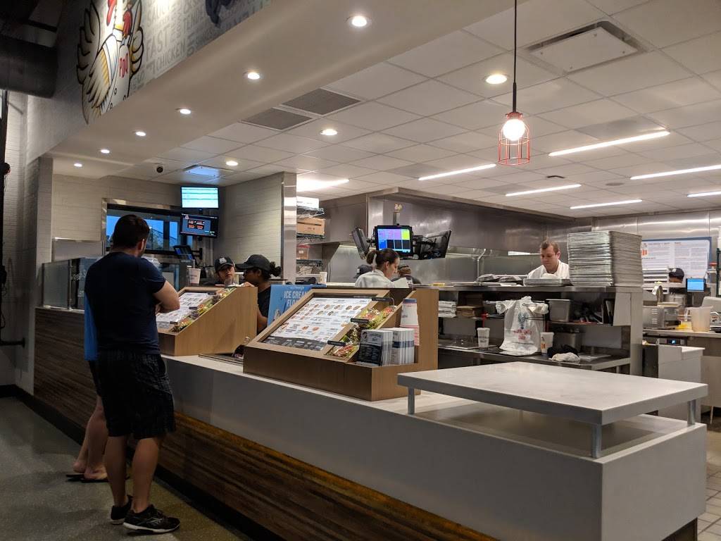 PDQ | restaurant | 14000 S John Young Pkwy, Orlando, FL 32837, USA | 4074420879 OR +1 407-442-0879