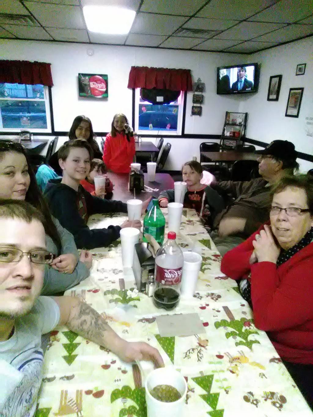 3 Ds Pizzeria | restaurant | 852 McKinley Ave, Frankfort, IN 46041, USA | 7656540919 OR +1 765-654-0919