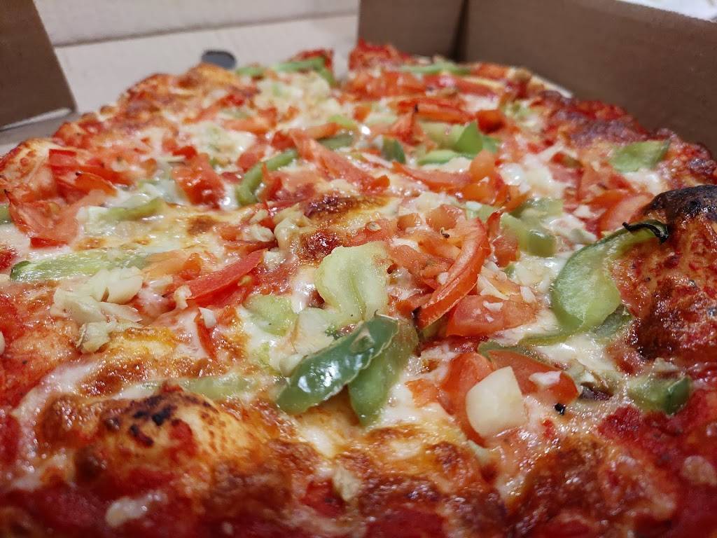 Capri Pizza | restaurant | 100 Dundas St S, Cambridge, ON N1R 8A8, Canada | 5196237510 OR +1 519-623-7510