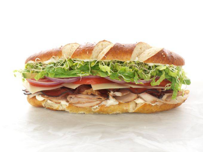 Hannahs Bretzel | meal takeaway | 233 N Michigan Ave, Chicago, IL 60601, USA | 3126211111 OR +1 312-621-1111