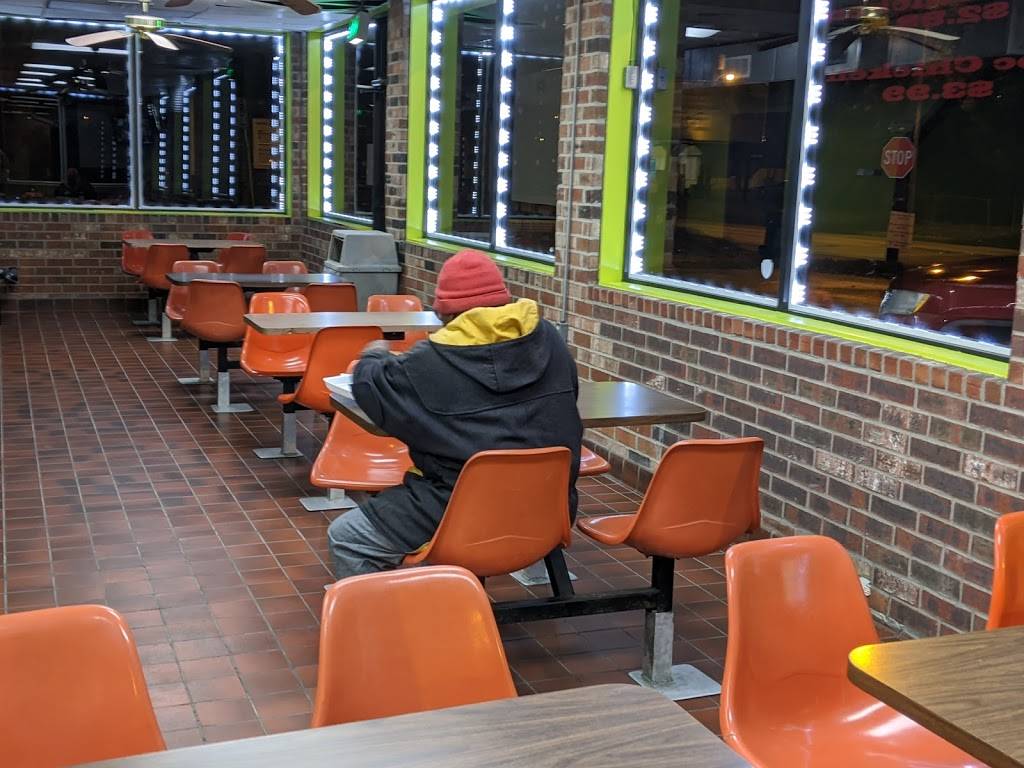 Cajun fried chicken and seafood | restaurant | 810 SE Evangeline Thruway, Lafayette, LA 70501, USA | 3373451129 OR +1 337-345-1129