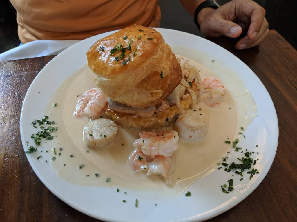 Sophies Bistro | restaurant | 700 Hamilton St, Somerset, NJ 08873, USA | 7325457778 OR +1 732-545-7778