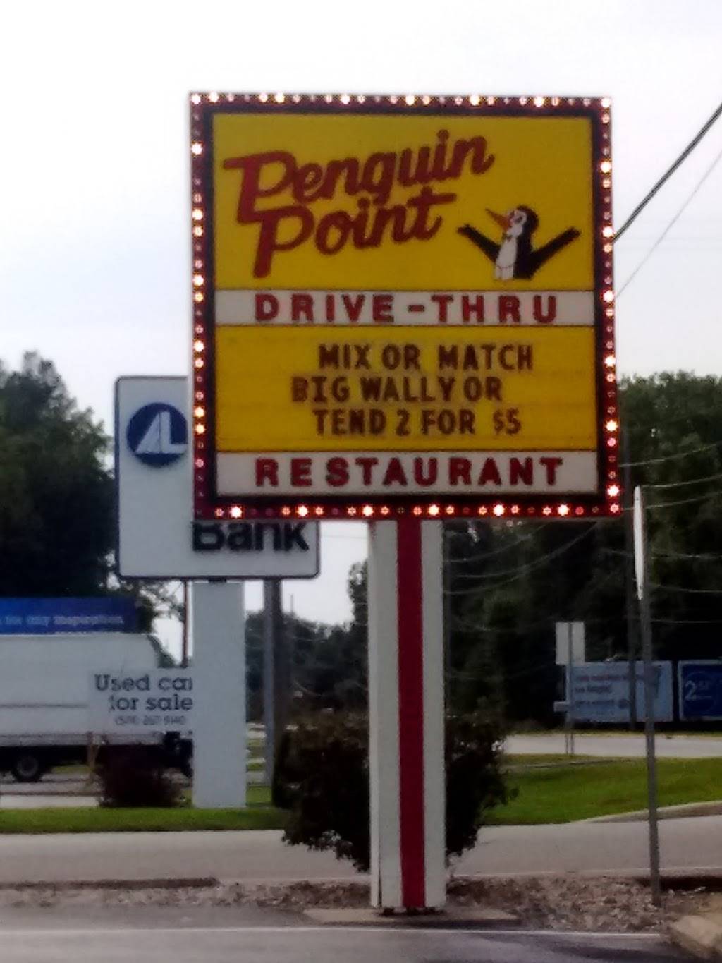 Penguin Point | restaurant | 1115 W Lake St, Warsaw, IN 46580, USA | 5742672456 OR +1 574-267-2456