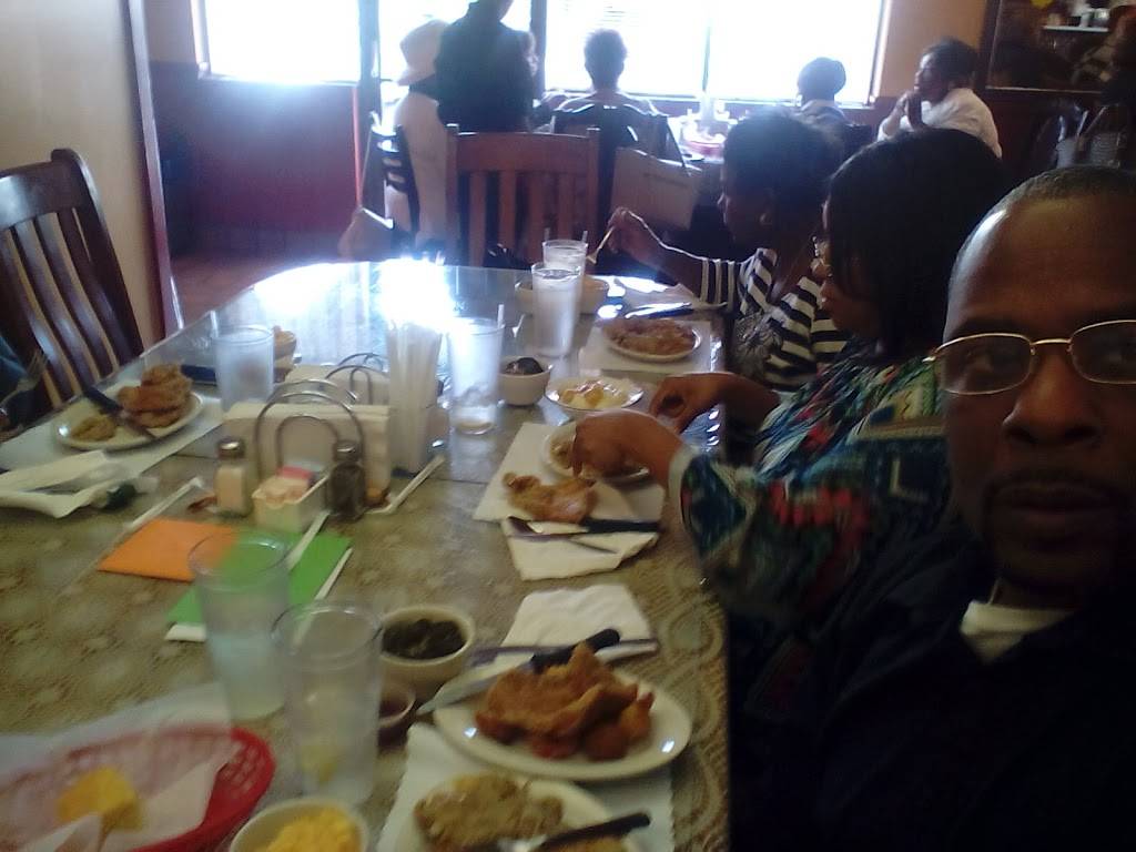 Rubys Kitchen | restaurant | 805 N Reynolds Rd, Toledo, OH 43615, USA | 4195785388 OR +1 419-578-5388