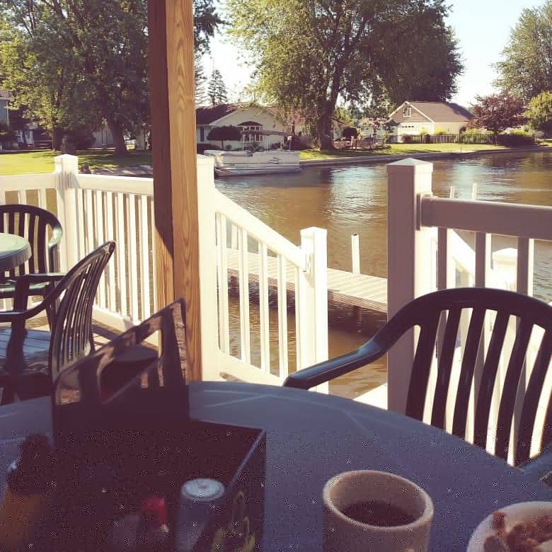 Coody Browns | restaurant | 1510 E 700 S, Wolcottville, IN 46795, USA | 2608542425 OR +1 260-854-2425