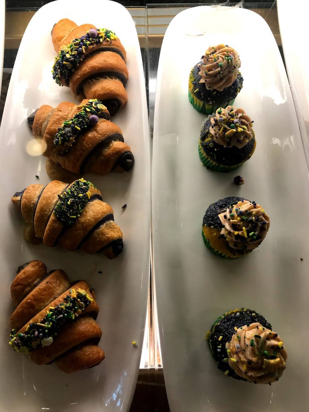 Croissant Moon Bakery | bakery | 6000 Universal Blvd, Orlando, FL 32819, USA | 4073638000 OR +1 407-363-8000