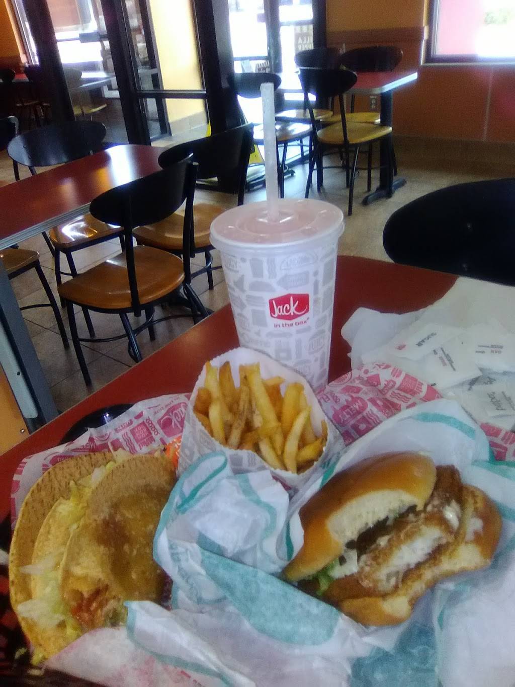 Jack in the Box | restaurant | 2277 W Sam Houston Pkwy N, Houston, TX 77043, USA | 7138277618 OR +1 713-827-7618