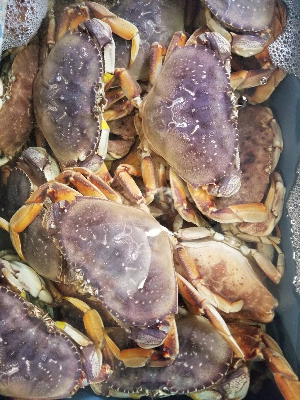 Simply Lobsters | restaurant | 1290 Lisbon St, Lewiston, ME 04240, USA | 8007963189 OR +1 800-796-3189