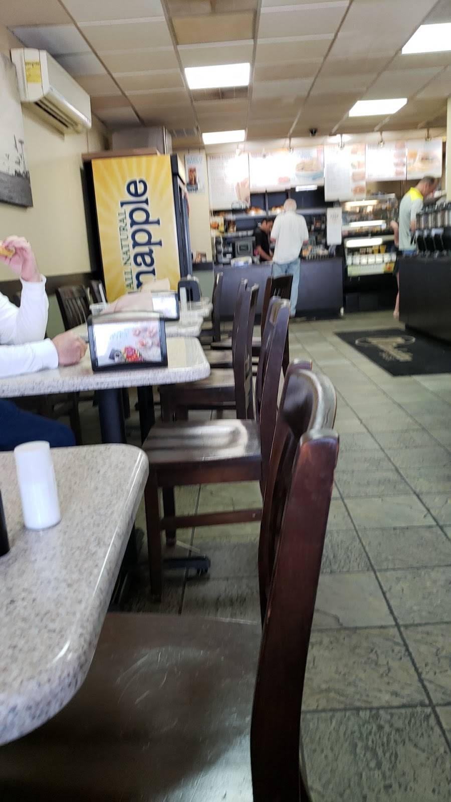 Manhattan Bagel | cafe | 3209B Concord Pike, Wilmington, DE 19803, USA | 3024770700 OR +1 302-477-0700