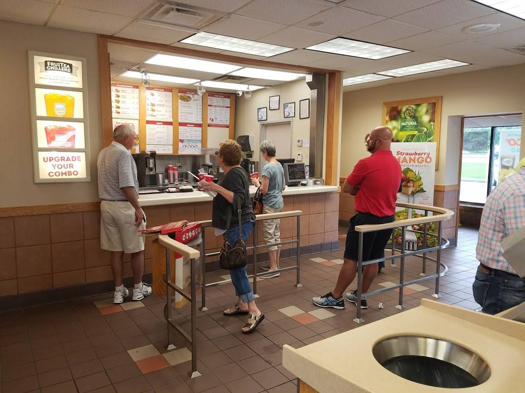 Wendys - Closed Temporarily | restaurant | 4671 Highway 280 East, Birmingham, AL 35242, USA | 2059919555 OR +1 205-991-9555