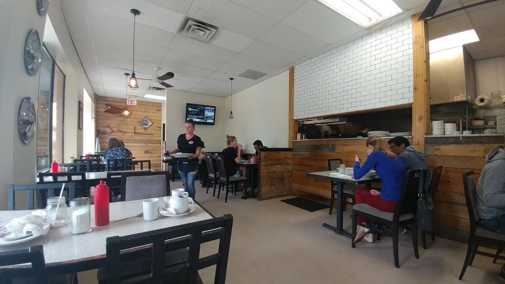 Spare Parts Diner | restaurant | 63 Clarke Rd, London, ON N5W 5Y2, Canada | 5196012200 OR +1 519-601-2200