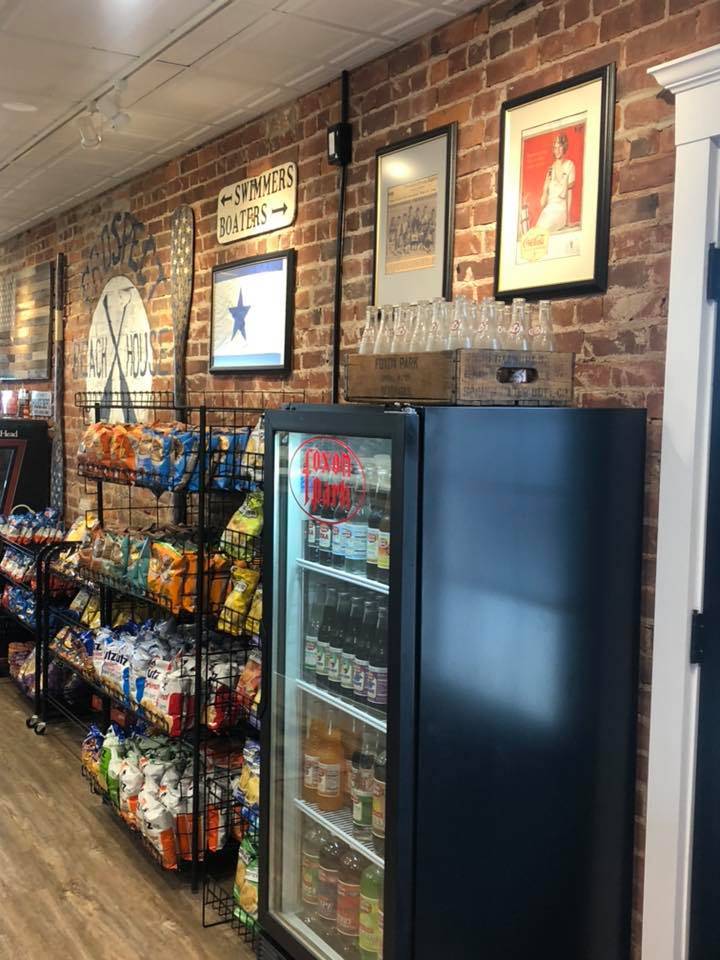 Prospect Beach House | restaurant | 940 Ocean Ave, West Haven, CT 06516, USA | 2039325555 OR +1 203-932-5555