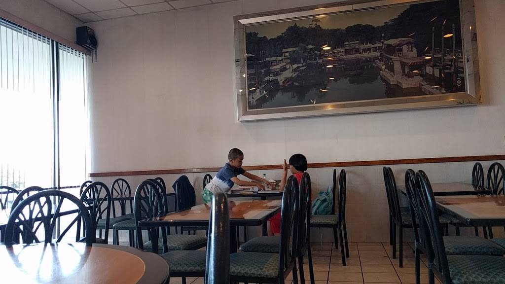 Golden Dragon Restaurant | restaurant | 3025 Goodman Rd, Horn Lake, MS 38637, USA | 6622801999 OR +1 662-280-1999