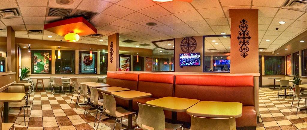 Dunkin | bakery | 3551 Dovera Dr, Oviedo, FL 32765, USA | 4075420824 OR +1 407-542-0824