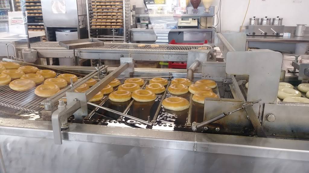 Krispy Kreme | bakery | 2040 N Wickham Rd, Melbourne, FL 32935, USA | 3212429994 OR +1 321-242-9994
