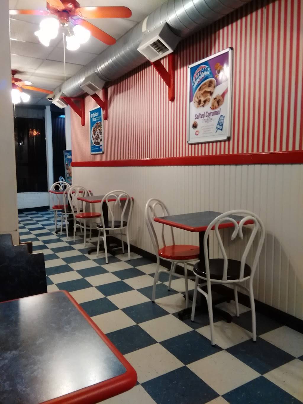 Dairy Queen | restaurant | 401 E 5th St, Metropolis, IL 62960, USA | 6185245454 OR +1 618-524-5454