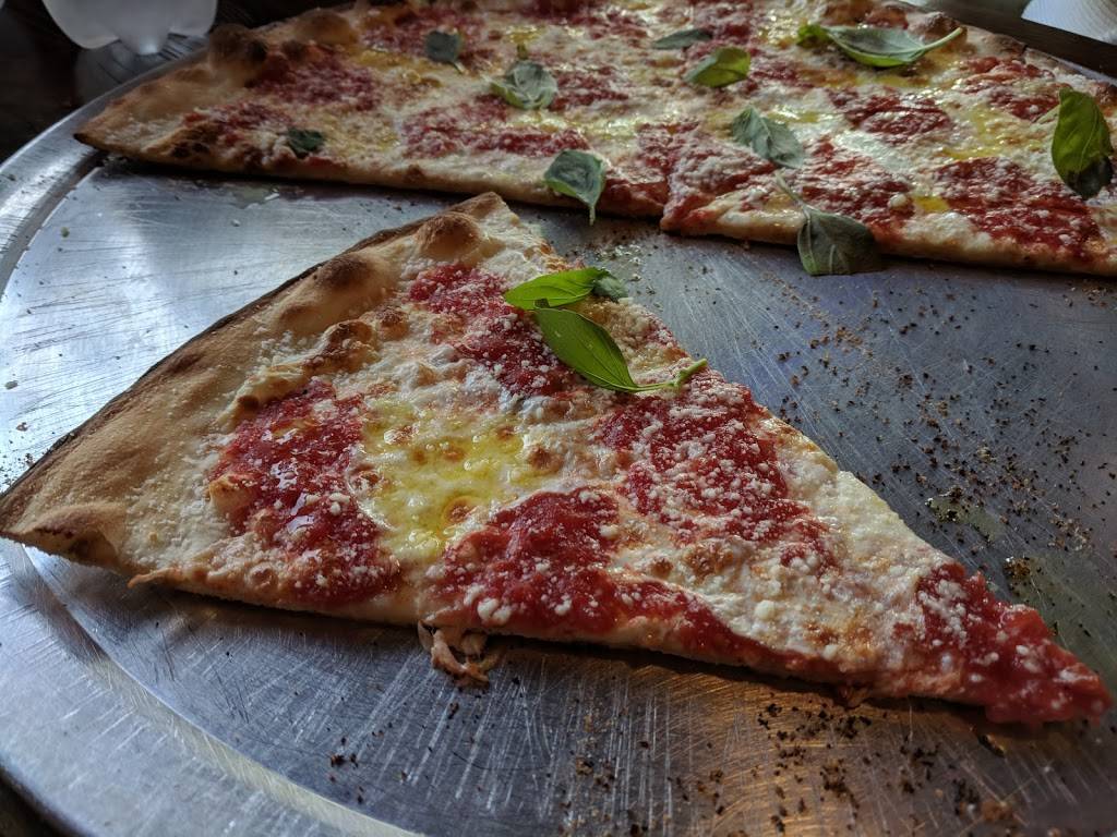 Round Pie Pizza Company | meal delivery | 1957 Victory Blvd, Staten Island, NY 10314, USA | 7185240000 OR +1 718-524-0000