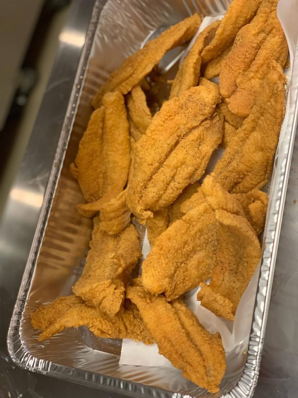 Harolds Chicken of Dyer #19 | restaurant | 101 Joliet St, Dyer, IN 46311, USA | 2195156475 OR +1 219-515-6475