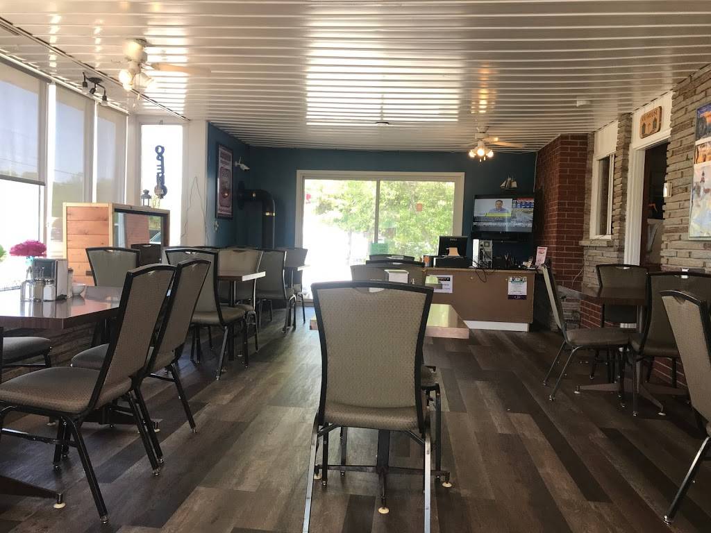Shenstone Motor Inn | restaurant | 19745 ON-6, Wiarton, ON N0H 2T0, Canada | 5195341831 OR +1 519-534-1831