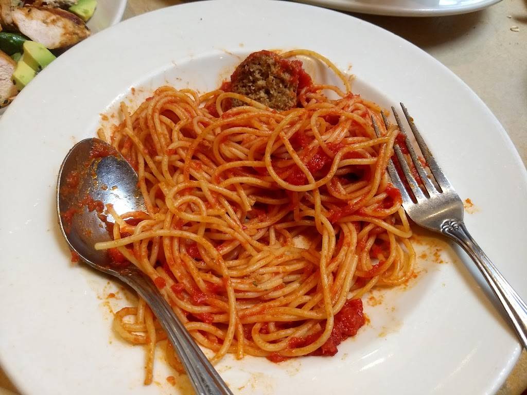 The Cheesecake Factory | restaurant | 4999 Old Orchard Shopping Center, Skokie, IL 60077, USA | 8473298077 OR +1 847-329-8077