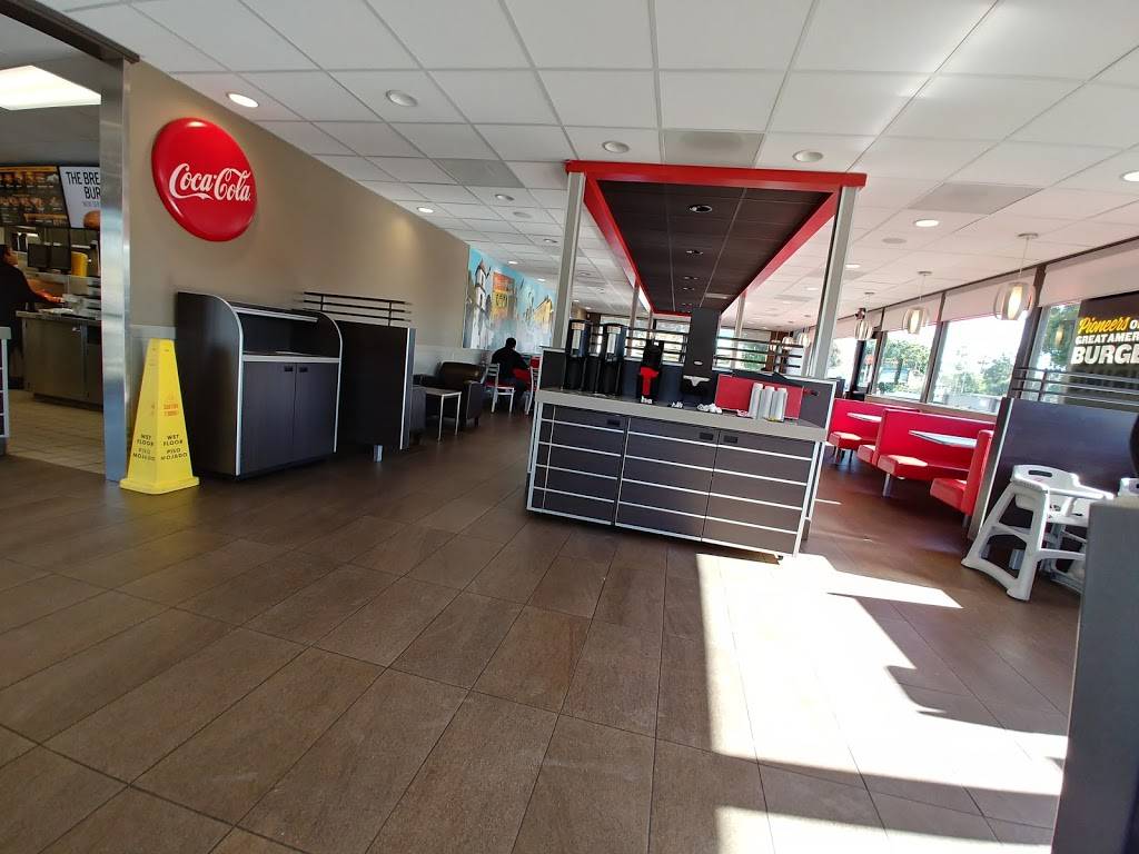 Carls Jr. | restaurant | 31852 Del Obispo St, San Juan Capistrano, CA 92675, USA | 9494939661 OR +1 949-493-9661