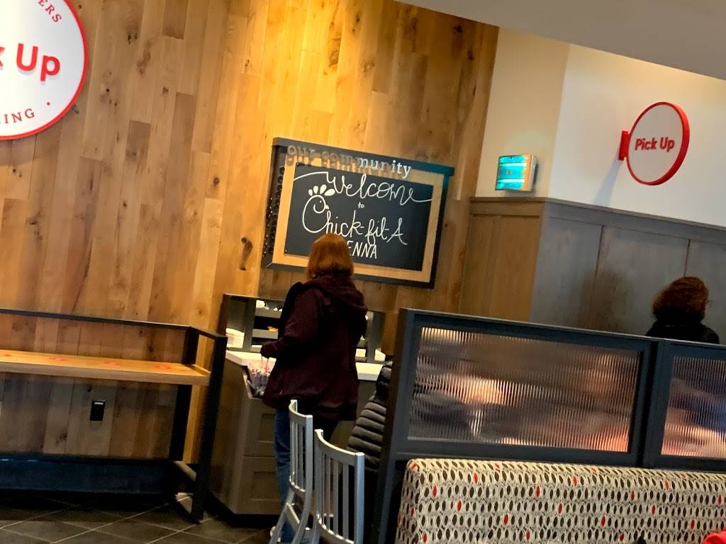 Chick-fil-A | restaurant | 538 Maple Ave W, Vienna, VA 22180, USA | 5713633944 OR +1 571-363-3944