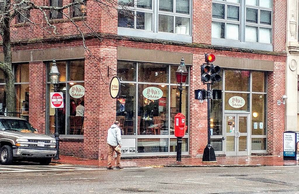 Annas Taqueria | restaurant | 242 Cambridge St, Boston, MA 02114, USA | 6172278822 OR +1 617-227-8822