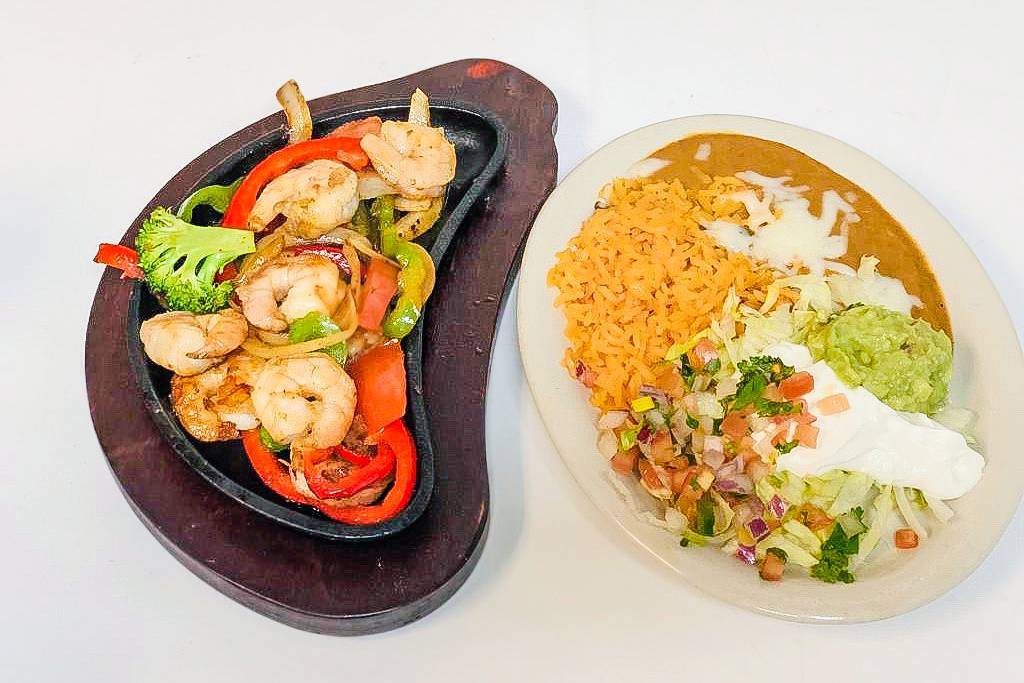 Chagos | restaurant | 579 Almaville Rd, Smyrna, TN 37167, USA | 6152670238 OR +1 615-267-0238