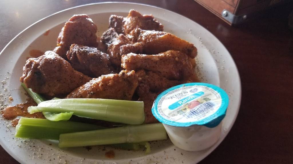 Dicks Wings And Grill San Pablo | restaurant | 14286 Beach Blvd, Jacksonville, FL 32250, USA | 9042230115 OR +1 904-223-0115