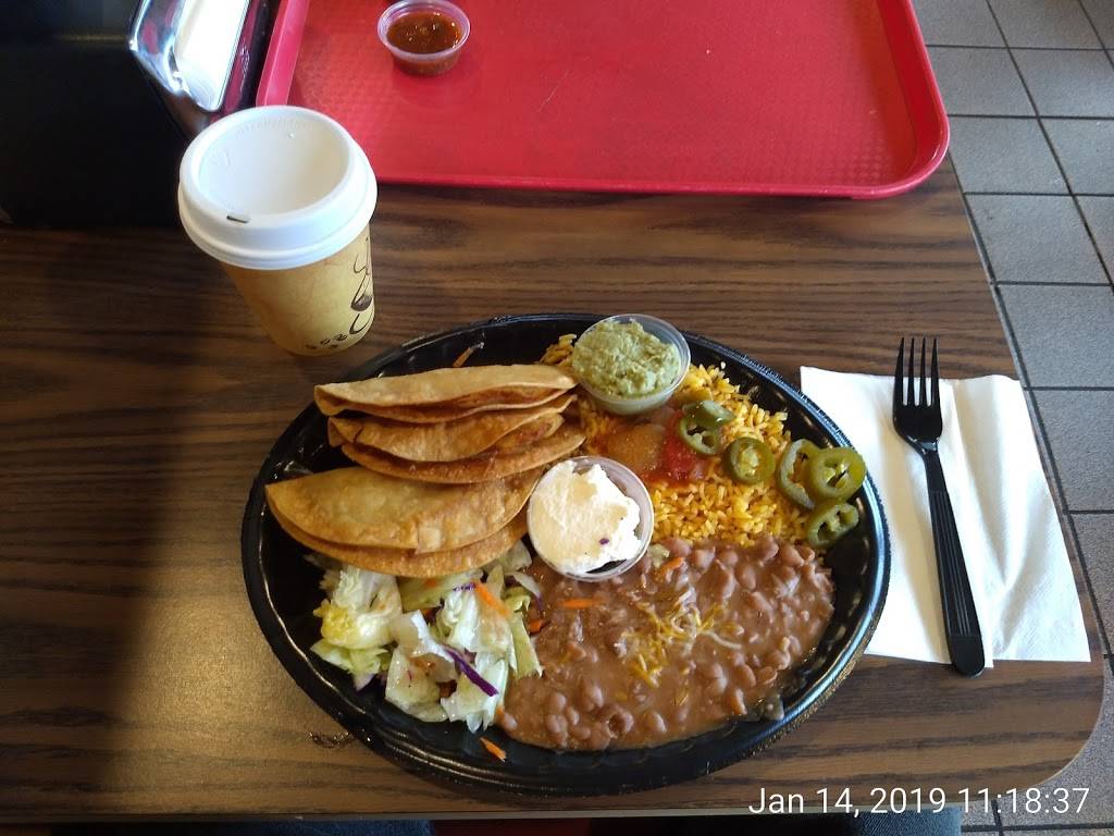 Evitas Mexican Cafe | cafe | 3868 E Main St, Ventura, CA 93003, USA | 8056564571 OR +1 805-656-4571