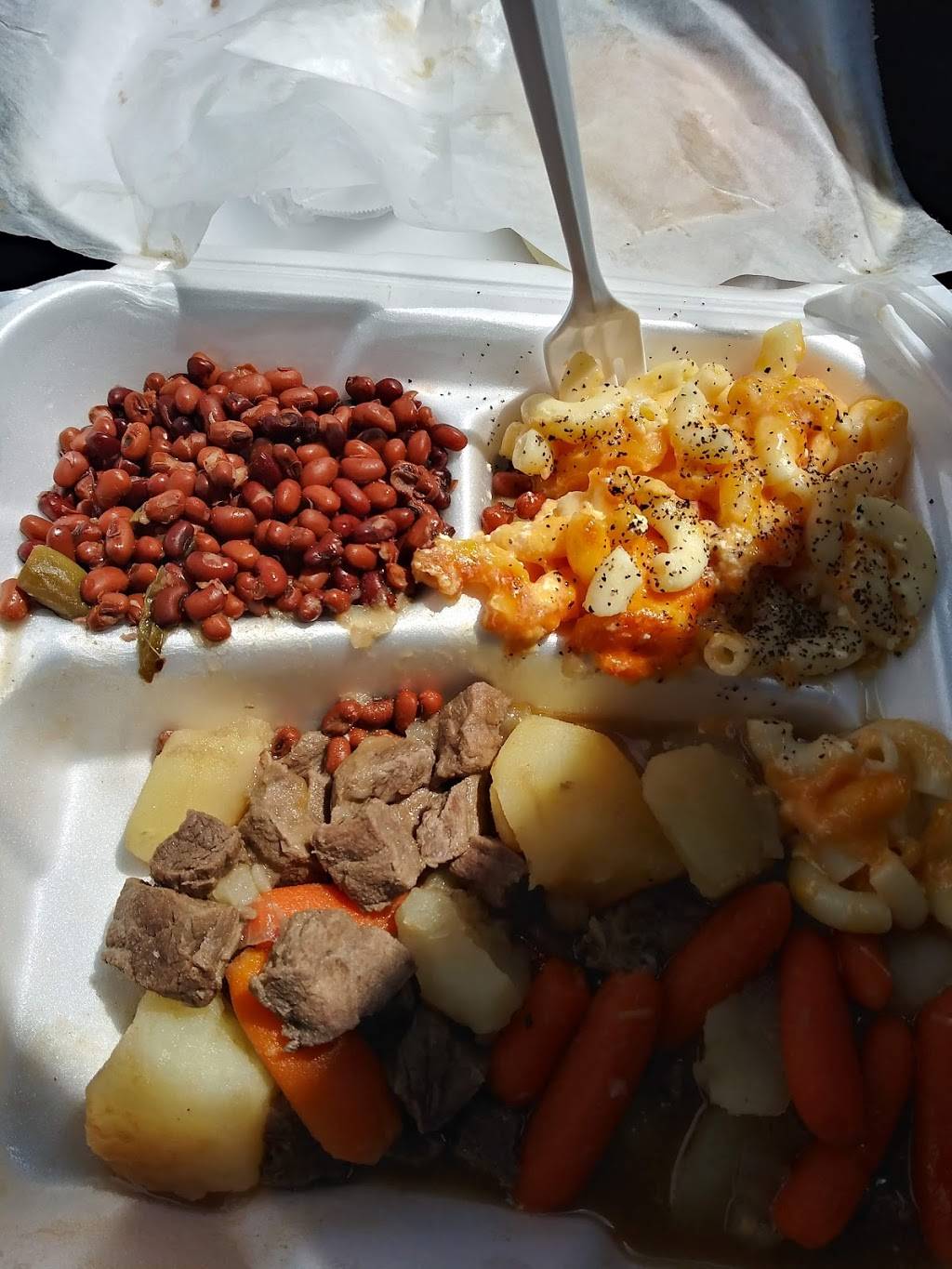 Redwood Cafeteria & Catering | restaurant | 2404 E River St, Anderson, SC 29621, USA | 8642250255 OR +1 864-225-0255