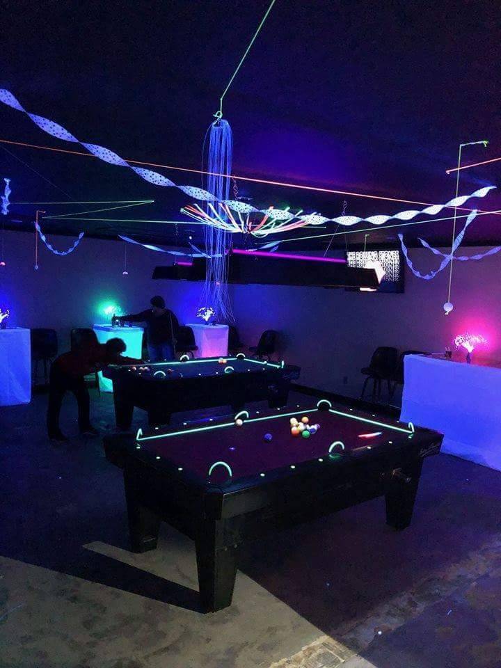 Driftwood Lounge | restaurant | 3535 Clarks River Rd, Paducah, KY 42003, USA | 2705577675 OR +1 270-557-7675