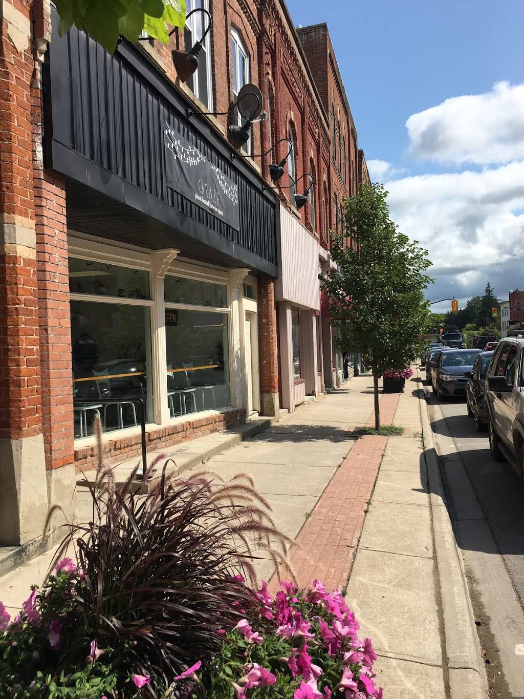 GRAZE CAFE | restaurant | 43 N Sykes St, Meaford, ON N4L 1X8, Canada | 5193772151 OR +1 519-377-2151