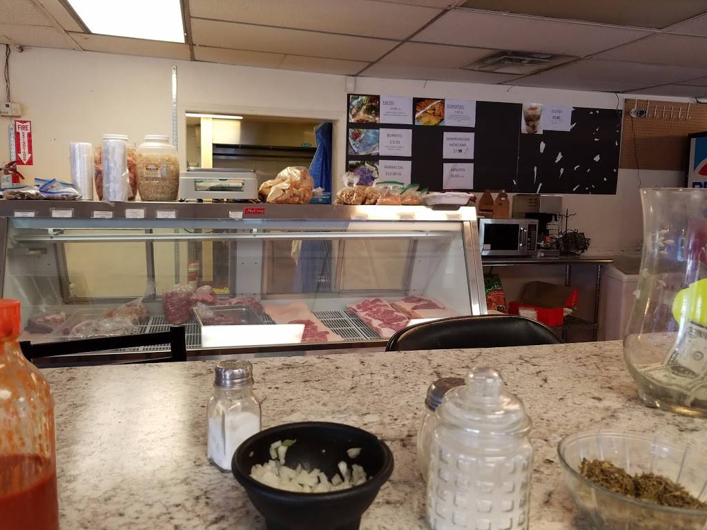 La Jerezana | restaurant | 1318 S Santa Fe Ave #6142, Salina, KS 67401, USA | 7858202800 OR +1 785-820-2800