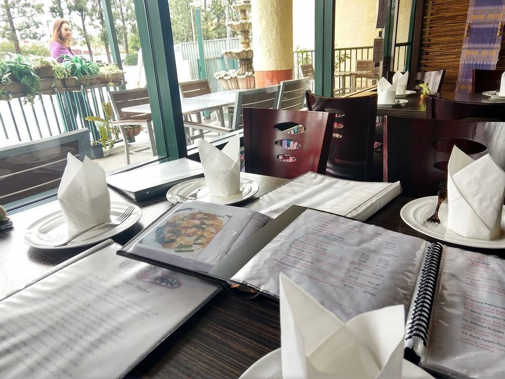 Delhi Palace | restaurant | 2001 Diners Ct, San Bernardino, CA 92408, USA | 9098849966 OR +1 909-884-9966