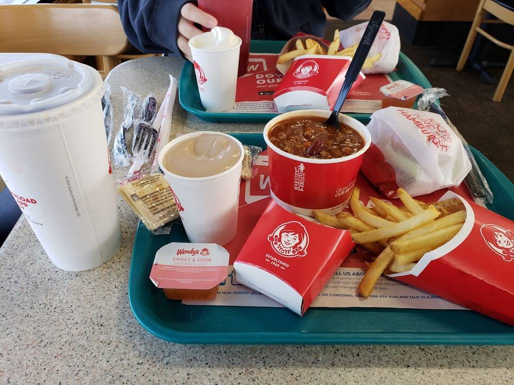 Wendys | restaurant | 17940 Brookhurst St, Fountain Valley, CA 92708, USA | 7149642022 OR +1 714-964-2022