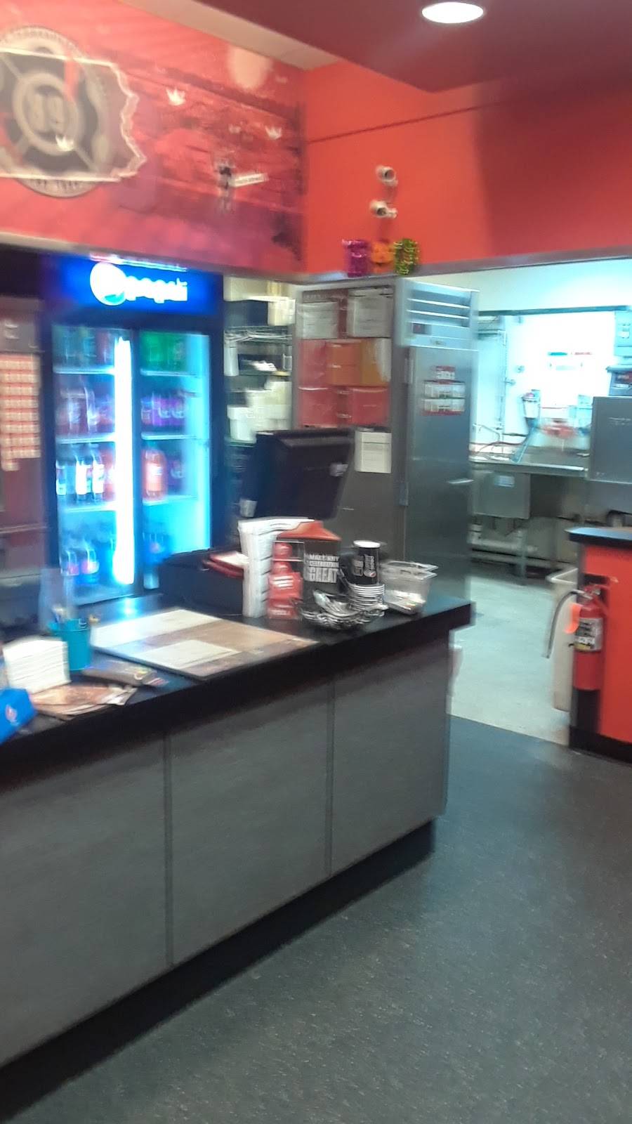 Pizza Hut | restaurant | 345 Main St Unit 7B, Harleysville, PA 19438, USA | 2152563118 OR +1 215-256-3118