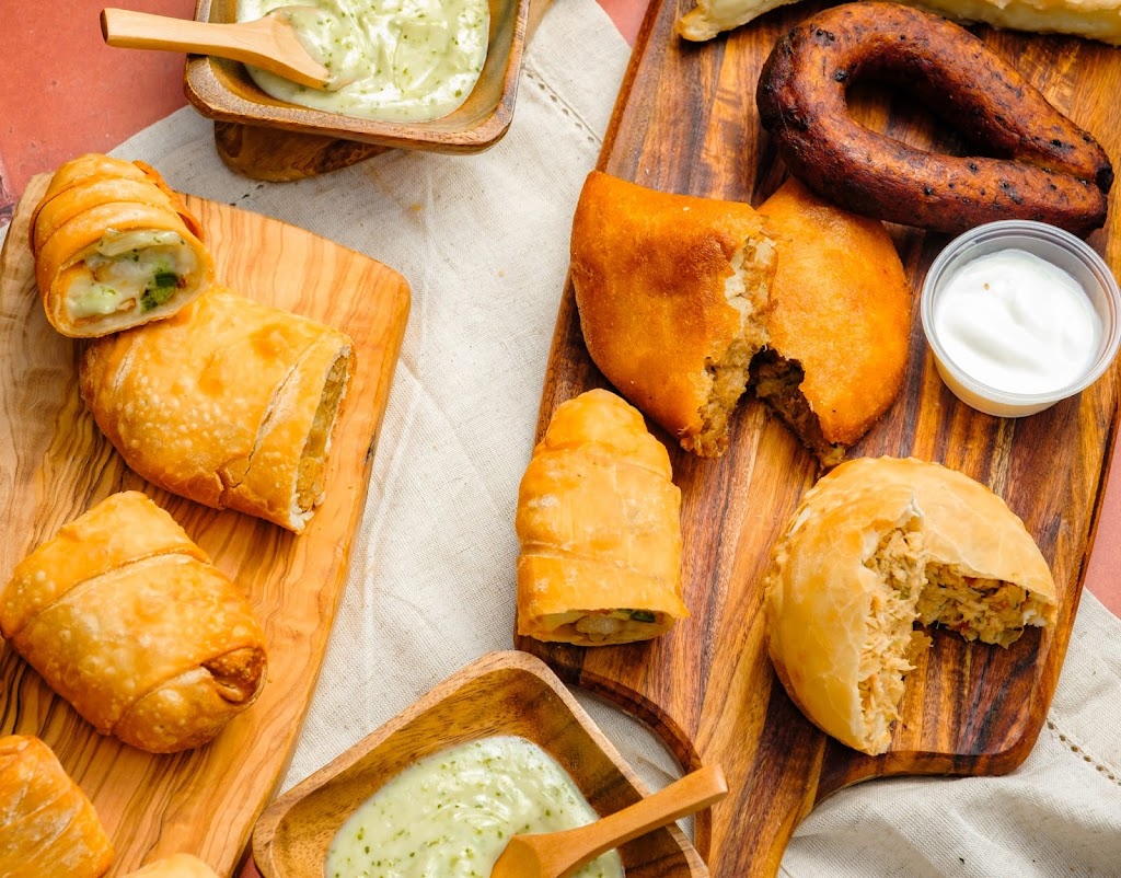 Tartara Pastelitos | restaurant | 4558 Hwy 6 N, Houston, TX 77084, USA | 3463978197 OR +1 346-397-8197