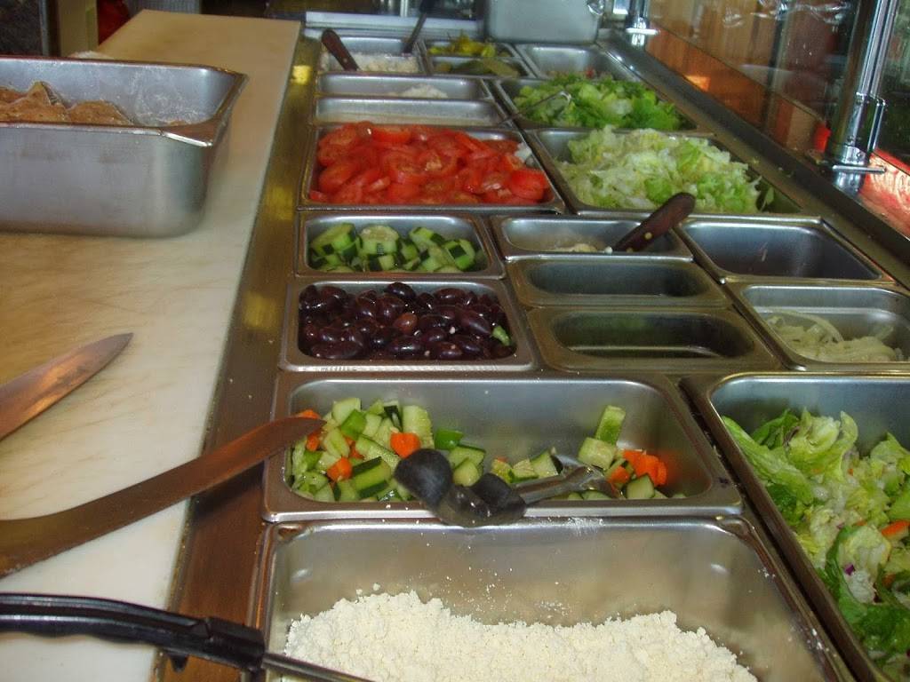 Parkway Rotisserie & Pizza | restaurant | 658 Motor Pkwy # 2, Hauppauge, NY 11788, USA | 6312342929 OR +1 631-234-2929