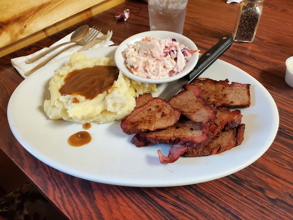 Mustang Cafe & BBQ | restaurant | 483 Shoshone Ave, Lovell, WY 82431, USA | 3075489370 OR +1 307-548-9370