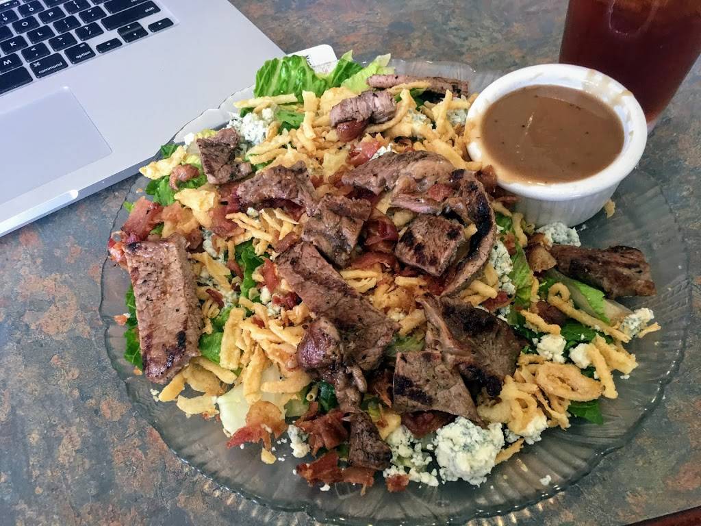 Teds Charcoal Steakhouse | restaurant | 337 Northeast Blvd, Clinton, NC 28328, USA | 9105922600 OR +1 910-592-2600