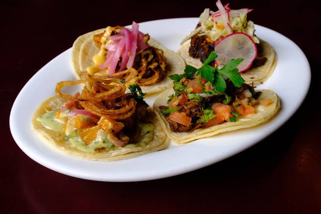 Bootleg Bar & Kitchen | restaurant | 2360 Van Ness Ave, San Francisco, CA 94109, USA | 4158727773 OR +1 415-872-7773