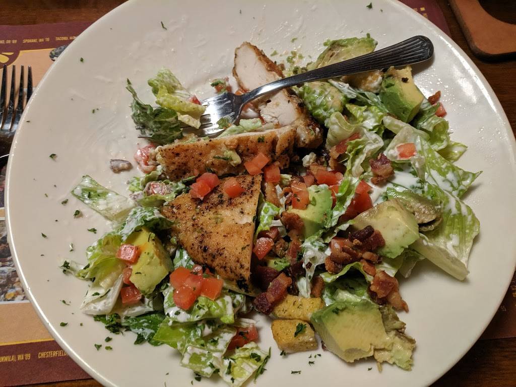 The Old Spaghetti Factory | restaurant | 1250 Pacific Ave #101, Tacoma, WA 98402, USA | 2533832214 OR +1 253-383-2214