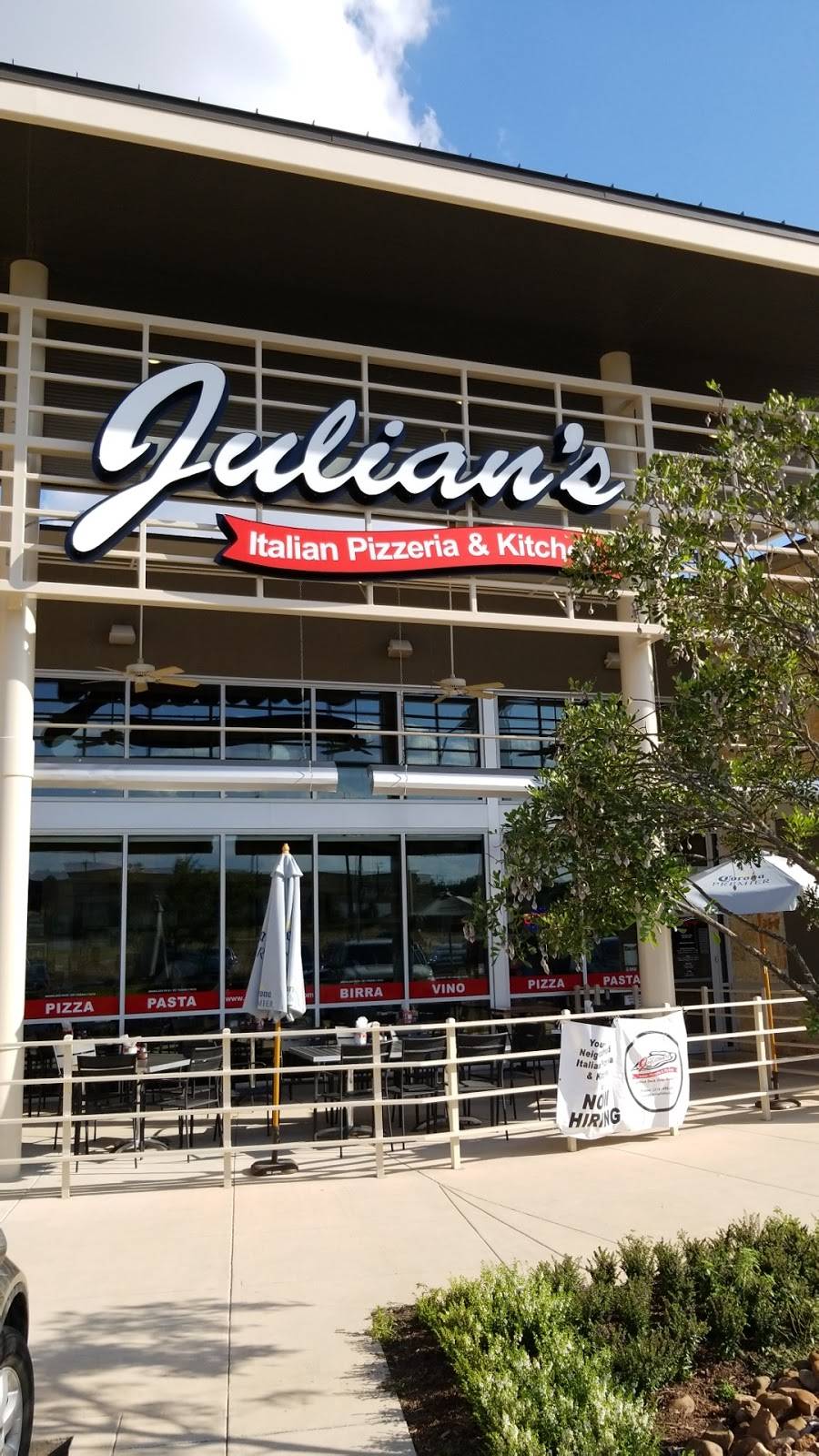 Julian’s Italian Pizzeria | restaurant | 17230 Autry Pond Rd Suite #110, San Antonio, TX 78247, USA | 2102671223 OR +1 210-267-1223
