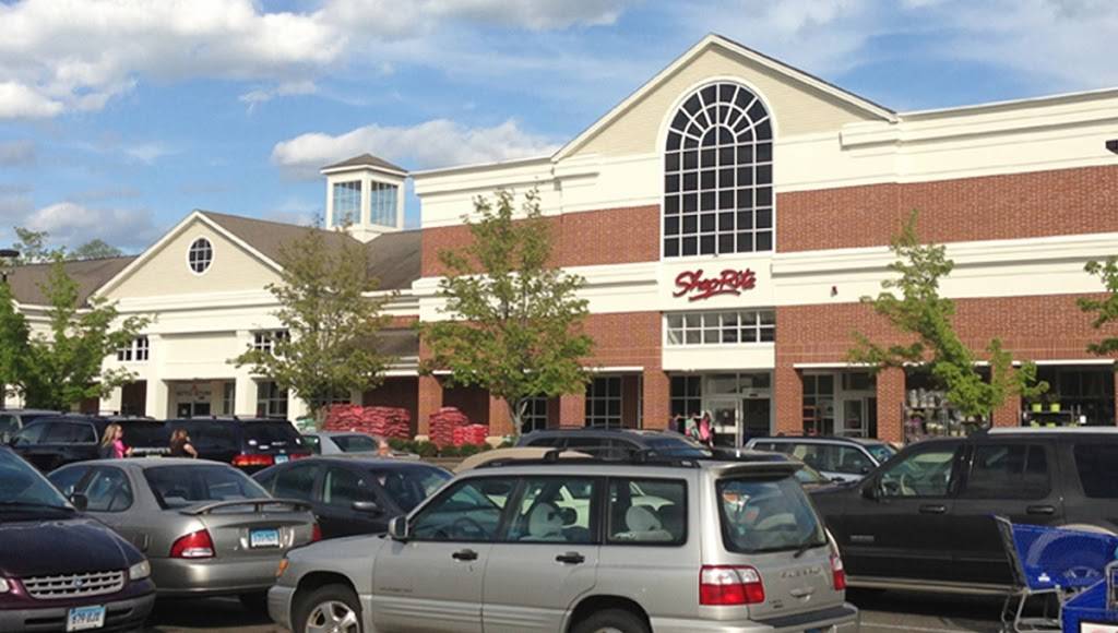 Southbury Green | shopping mall | 775 Main St S, Southbury, CT 06488, USA | 2036355560 OR +1 203-635-5560