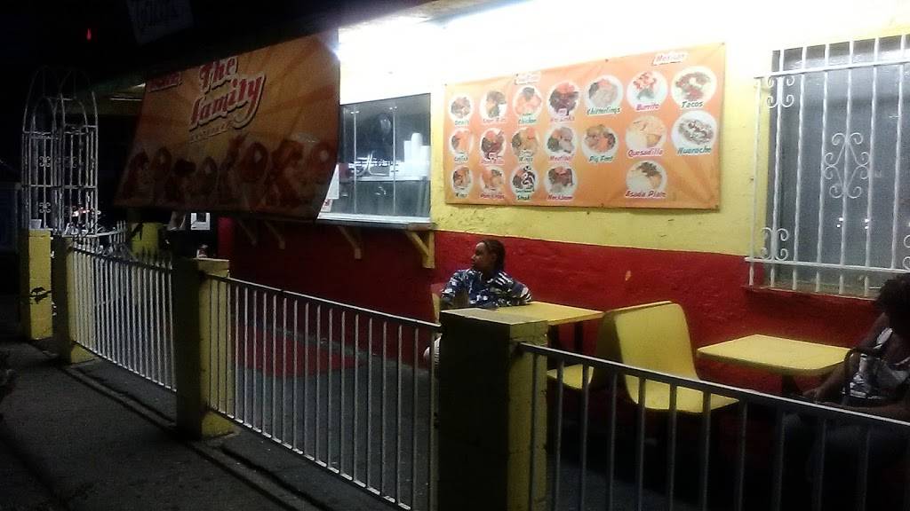 The Family | restaurant | 6300 S Figueroa St, Los Angeles, CA 90003, USA | 3238268943 OR +1 323-826-8943