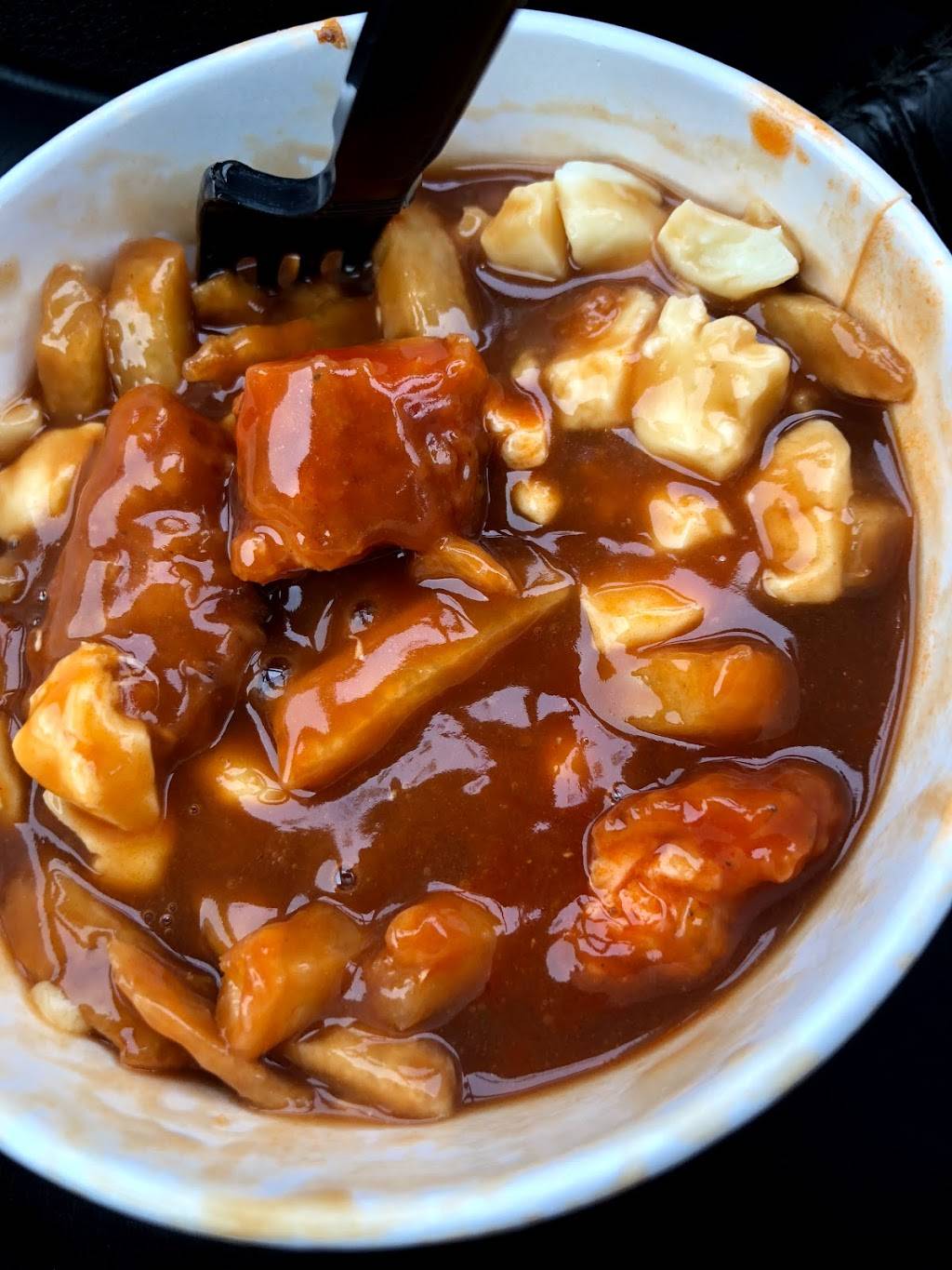 Harveys | restaurant | 3543 Wyecroft Rd, Oakville, ON L6L 0B7, Canada | 9054698764 OR +1 905-469-8764