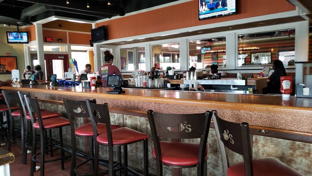 Chilis Grill & Bar | restaurant | 19801 NW 2nd Ave, Miami, FL 33169, USA | 3057227187 OR +1 305-722-7187